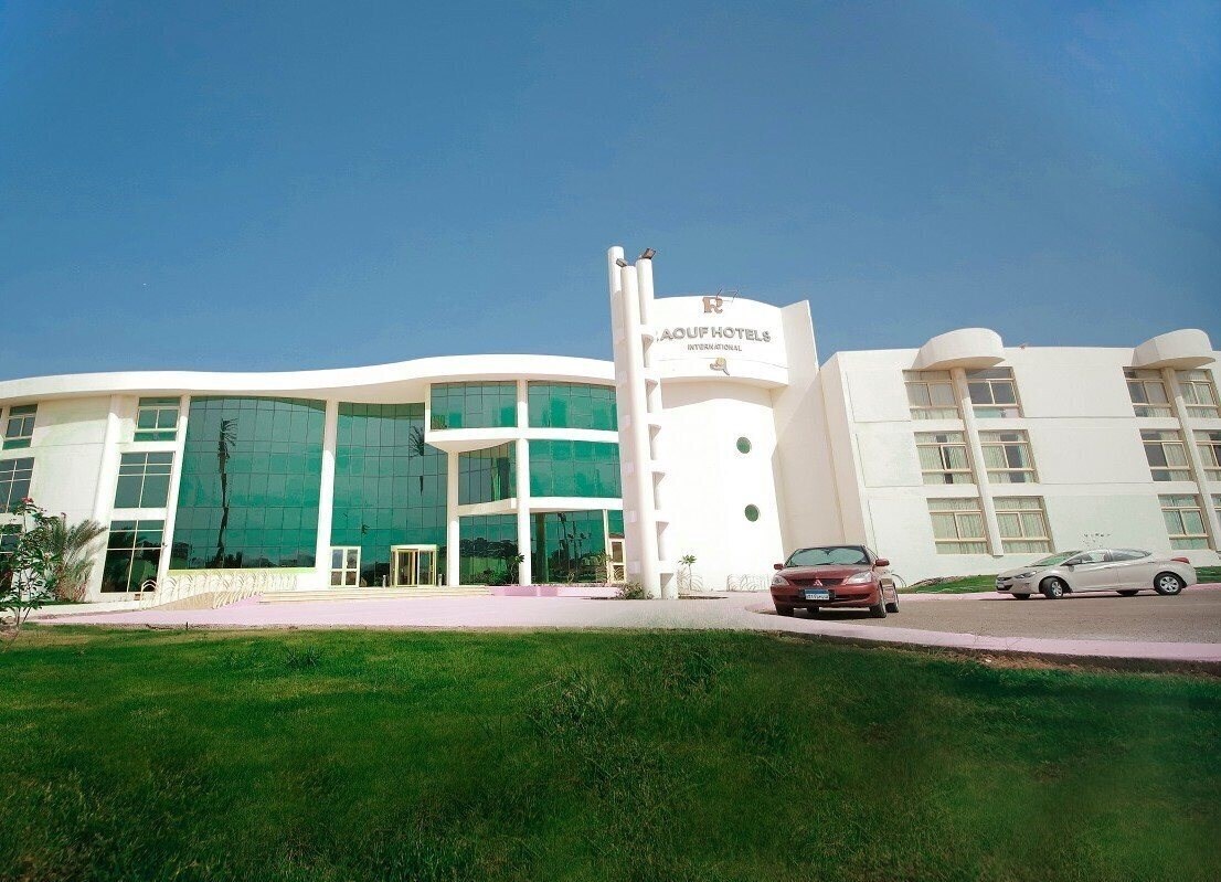 Amarina Sun Resort & Aqua Park (ex. Raouf Hotels International Aqua Park & Spa, RAOUF HOTEL SUN) 5* қонақ үйі